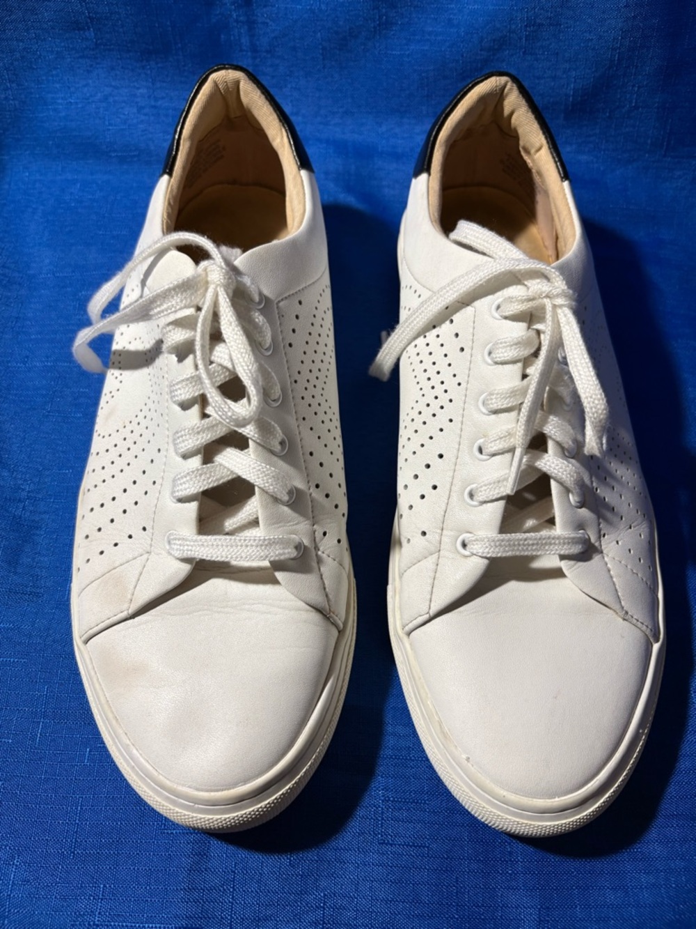 Kate Spade white perforated leather men’s sneakers size 10M